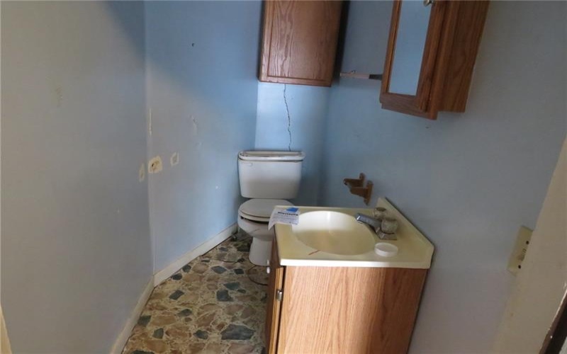 5 Hacker Ave, Jeannette, 15644, 3 Bedrooms Bedrooms, ,1.1 BathroomsBathrooms,Residential,For Sale,Hacker Ave,1687821