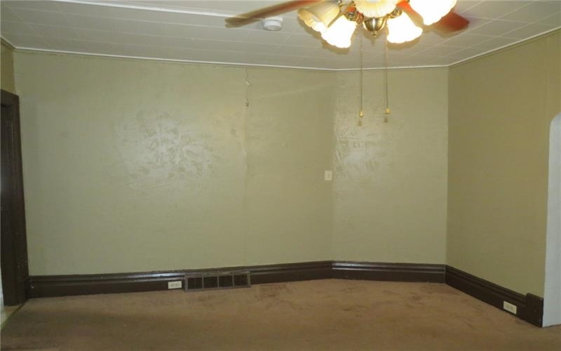 5 Hacker Ave, Jeannette, 15644, 3 Bedrooms Bedrooms, ,1.1 BathroomsBathrooms,Residential,For Sale,Hacker Ave,1687821