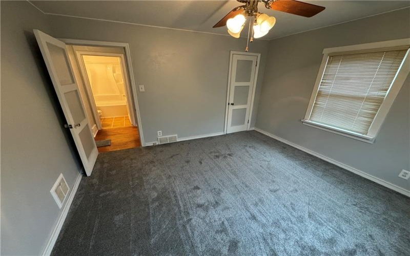 11 Washington Drive, Monessen, 15062, 4 Bedrooms Bedrooms, 10 Rooms Rooms,2 BathroomsBathrooms,Residential,For Sale,Washington Drive,1687852