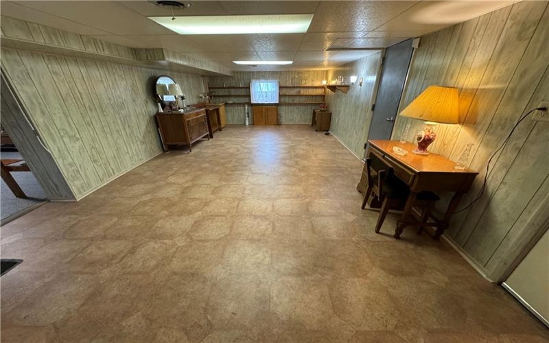 11 Washington Drive, Monessen, 15062, 4 Bedrooms Bedrooms, 10 Rooms Rooms,2 BathroomsBathrooms,Residential,For Sale,Washington Drive,1687852