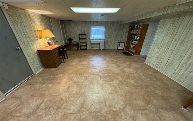 11 Washington Drive, Monessen, 15062, 4 Bedrooms Bedrooms, 10 Rooms Rooms,2 BathroomsBathrooms,Residential,For Sale,Washington Drive,1687852