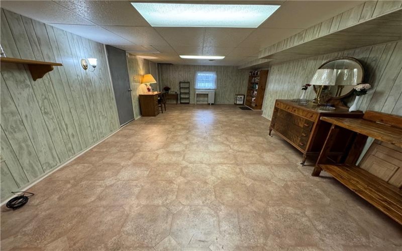 11 Washington Drive, Monessen, 15062, 4 Bedrooms Bedrooms, 10 Rooms Rooms,2 BathroomsBathrooms,Residential,For Sale,Washington Drive,1687852