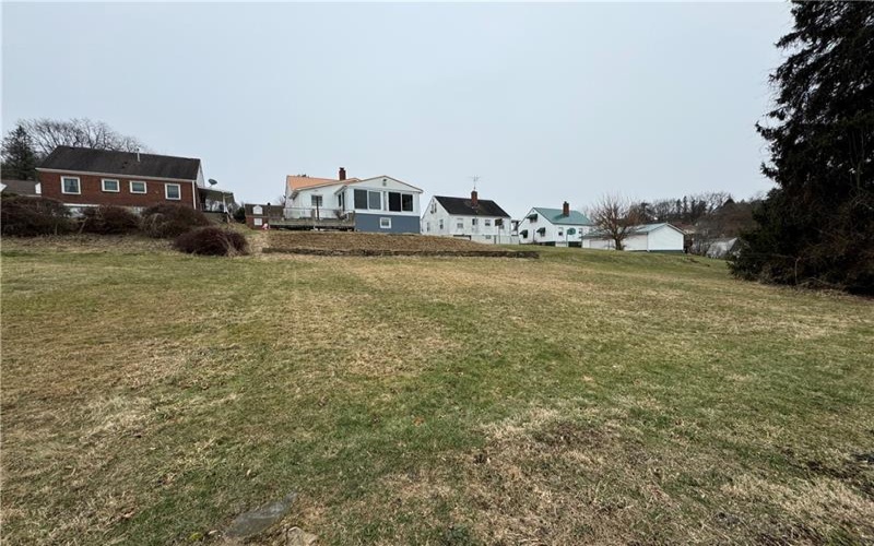 11 Washington Drive, Monessen, 15062, 4 Bedrooms Bedrooms, 10 Rooms Rooms,2 BathroomsBathrooms,Residential,For Sale,Washington Drive,1687852