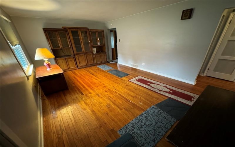 11 Washington Drive, Monessen, 15062, 4 Bedrooms Bedrooms, 10 Rooms Rooms,2 BathroomsBathrooms,Residential,For Sale,Washington Drive,1687852