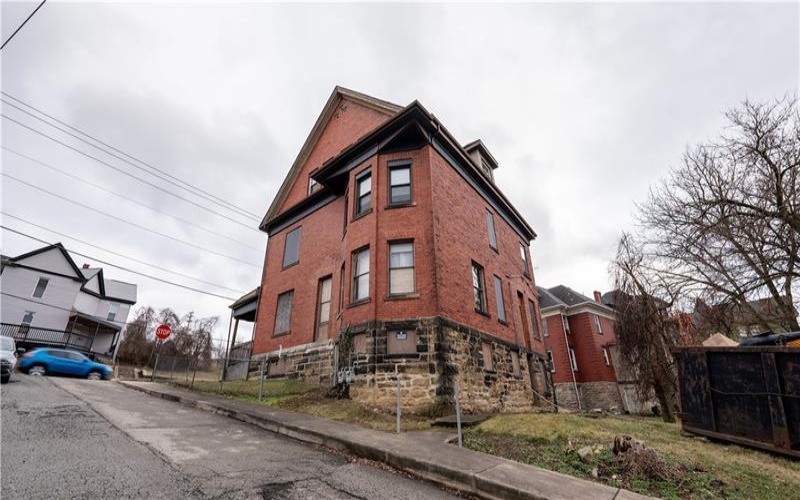241 Locust Ave, Washington, 15301, ,Multi-unit,For Sale,Locust Ave,1688030