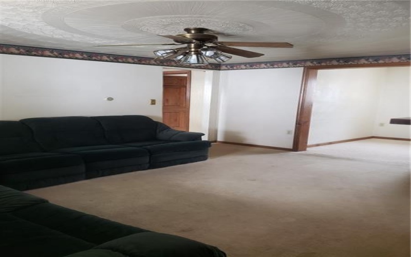 10150 Fairmont St, Irwin, 15642, 3 Bedrooms Bedrooms, 9 Rooms Rooms,2.1 BathroomsBathrooms,Residential,For Sale,Fairmont St,1688398