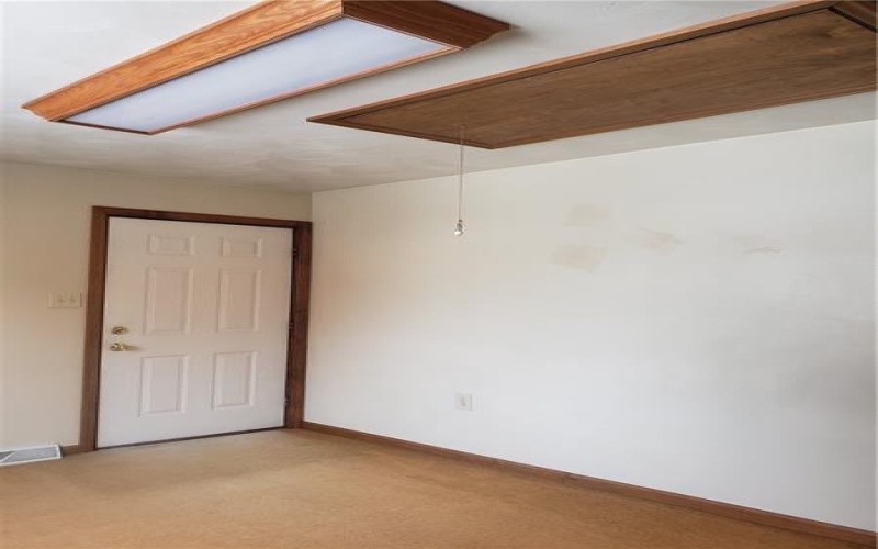 10150 Fairmont St, Irwin, 15642, 3 Bedrooms Bedrooms, 9 Rooms Rooms,2.1 BathroomsBathrooms,Residential,For Sale,Fairmont St,1688398