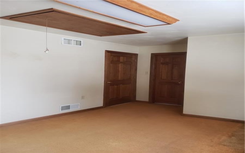 10150 Fairmont St, Irwin, 15642, 3 Bedrooms Bedrooms, 9 Rooms Rooms,2.1 BathroomsBathrooms,Residential,For Sale,Fairmont St,1688398