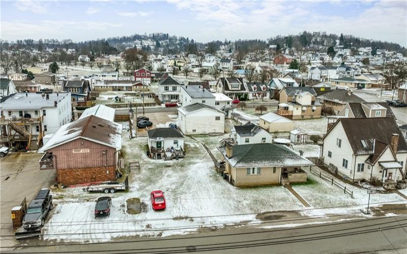 1106 Henry St, Rostraver Township, 15012, 2 Bedrooms Bedrooms, 5 Rooms Rooms,1 BathroomBathrooms,Residential,For Sale,Henry St,1688495