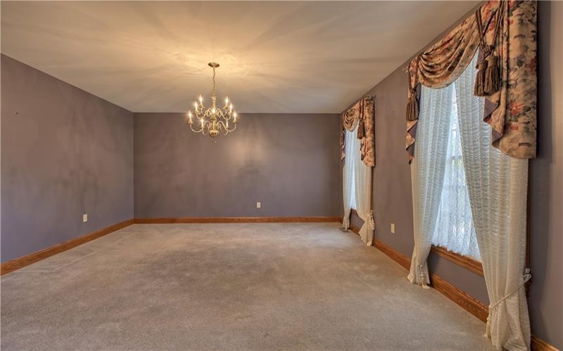 1061 Frye Road, Jeannette, 15644, 4 Bedrooms Bedrooms, 10 Rooms Rooms,3.1 BathroomsBathrooms,Residential,For Sale,Frye Road,1688591