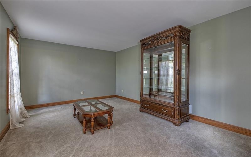 1061 Frye Road, Jeannette, 15644, 4 Bedrooms Bedrooms, 10 Rooms Rooms,3.1 BathroomsBathrooms,Residential,For Sale,Frye Road,1688591