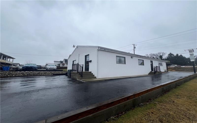 2680 Leechburg Rd, New Kensington, 15068, ,Commercial-industrial-business,For Sale,Leechburg Rd,1688684