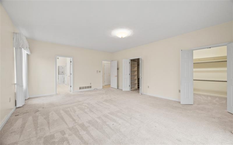 21 Timbercrest Cir, Cecil, 15321, 3 Bedrooms Bedrooms, 11 Rooms Rooms,3.2 BathroomsBathrooms,Residential,For Sale,Timbercrest Cir,1688606
