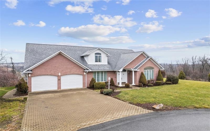 21 Timbercrest Cir, Cecil, 15321, 3 Bedrooms Bedrooms, 11 Rooms Rooms,3.2 BathroomsBathrooms,Residential,For Sale,Timbercrest Cir,1688606