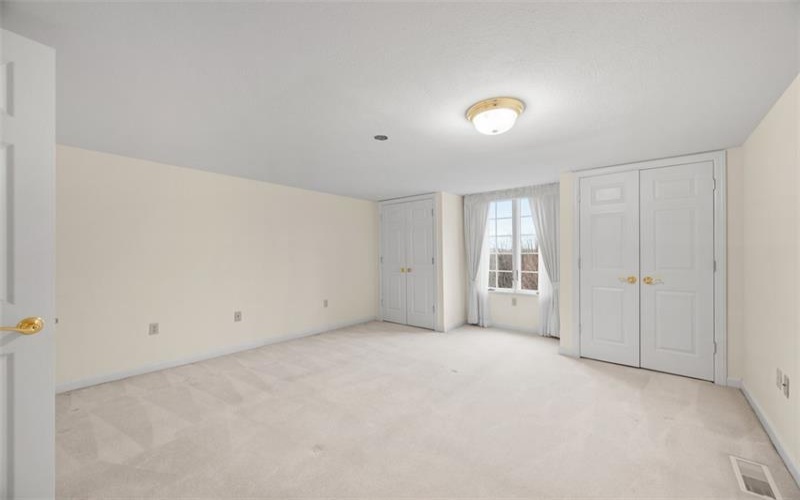 21 Timbercrest Cir, Cecil, 15321, 3 Bedrooms Bedrooms, 11 Rooms Rooms,3.2 BathroomsBathrooms,Residential,For Sale,Timbercrest Cir,1688606