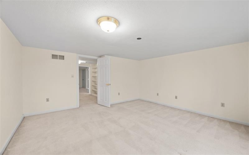 21 Timbercrest Cir, Cecil, 15321, 3 Bedrooms Bedrooms, 11 Rooms Rooms,3.2 BathroomsBathrooms,Residential,For Sale,Timbercrest Cir,1688606