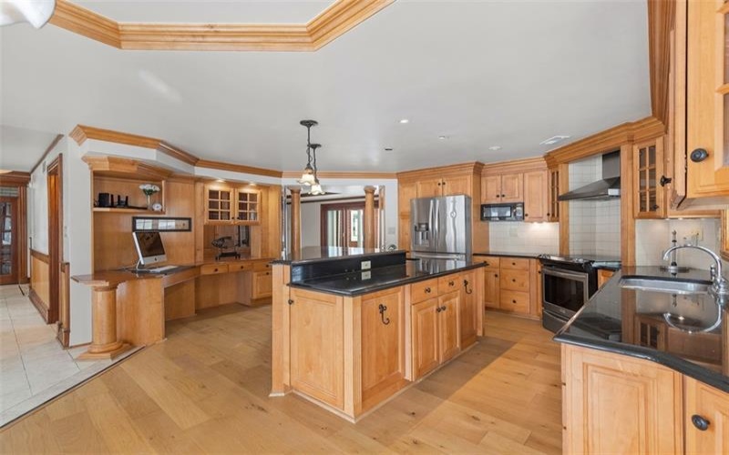 340 Old Scales Rd, Washington, 15301, 4 Bedrooms Bedrooms, ,3.2 BathroomsBathrooms,Residential,For Sale,Old Scales Rd,1688780