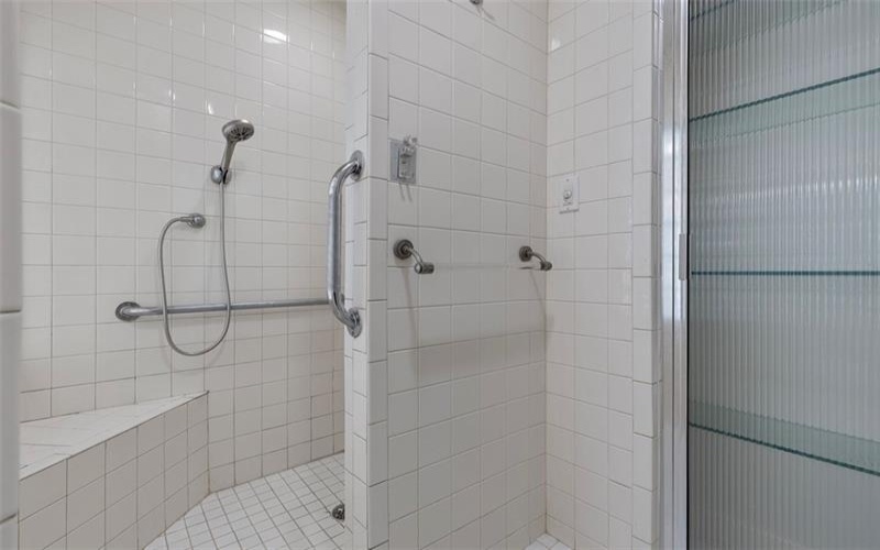 340 Old Scales Rd, Washington, 15301, 4 Bedrooms Bedrooms, ,3.2 BathroomsBathrooms,Residential,For Sale,Old Scales Rd,1688780