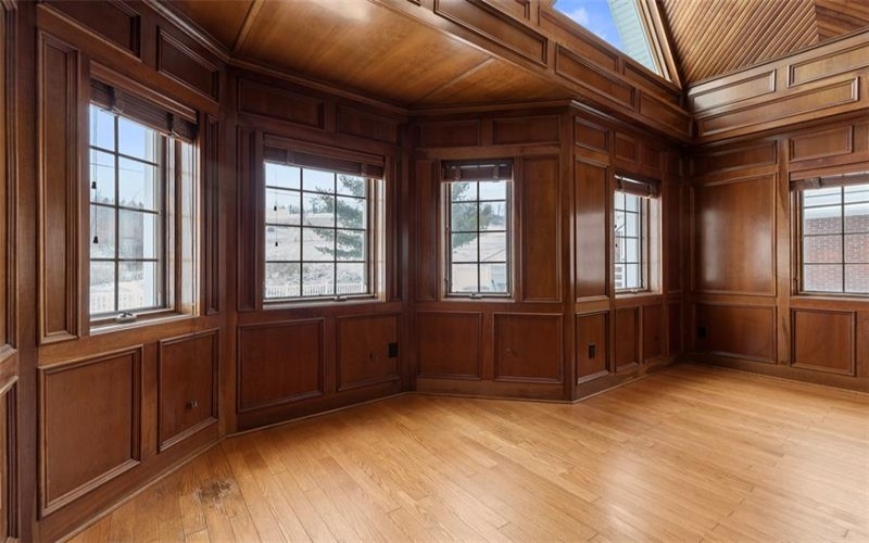 340 Old Scales Rd, Washington, 15301, 4 Bedrooms Bedrooms, ,3.2 BathroomsBathrooms,Residential,For Sale,Old Scales Rd,1688780