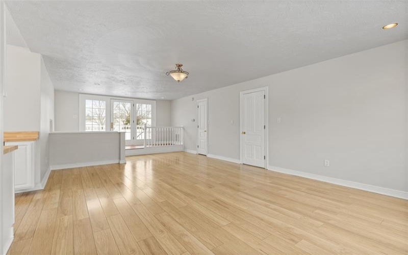 340 Old Scales Rd, Washington, 15301, 4 Bedrooms Bedrooms, ,3.2 BathroomsBathrooms,Residential,For Sale,Old Scales Rd,1688780