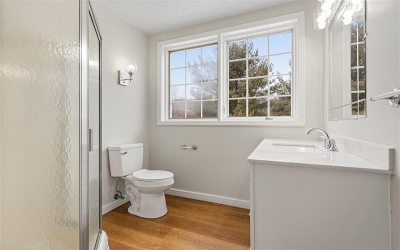 340 Old Scales Rd, Washington, 15301, 4 Bedrooms Bedrooms, ,3.2 BathroomsBathrooms,Residential,For Sale,Old Scales Rd,1688780