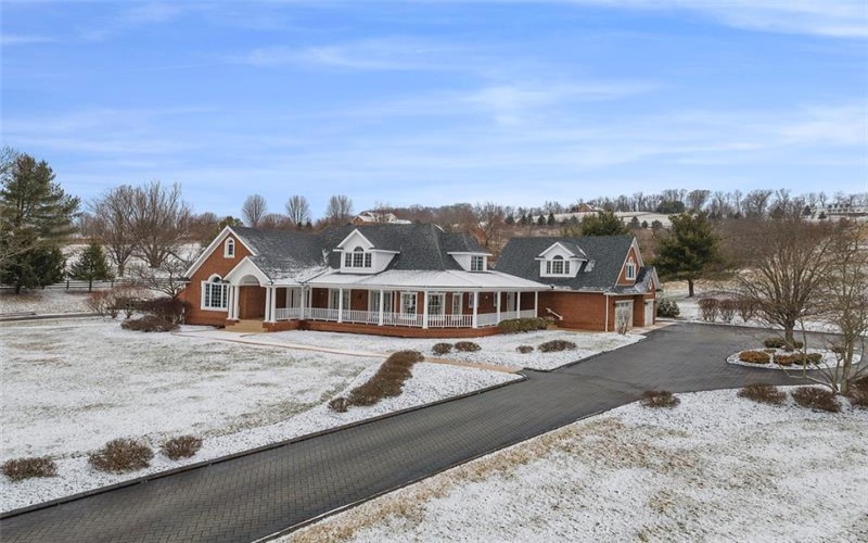 340 Old Scales Rd, Washington, 15301, 4 Bedrooms Bedrooms, ,3.2 BathroomsBathrooms,Residential,For Sale,Old Scales Rd,1688780