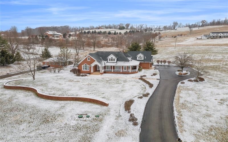 340 Old Scales Rd, Washington, 15301, 4 Bedrooms Bedrooms, ,3.2 BathroomsBathrooms,Residential,For Sale,Old Scales Rd,1688780