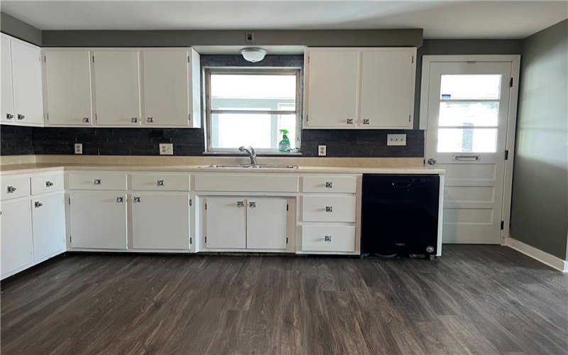 4751 Kendor Drive, New Kensington, 15068, 4 Bedrooms Bedrooms, 10 Rooms Rooms,2.1 BathroomsBathrooms,Residential,For Sale,Kendor Drive,1688651