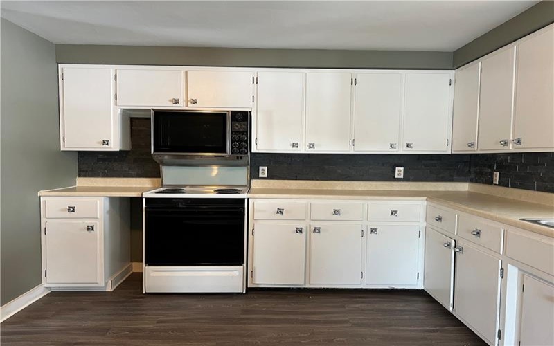 4751 Kendor Drive, New Kensington, 15068, 4 Bedrooms Bedrooms, 10 Rooms Rooms,2.1 BathroomsBathrooms,Residential,For Sale,Kendor Drive,1688651