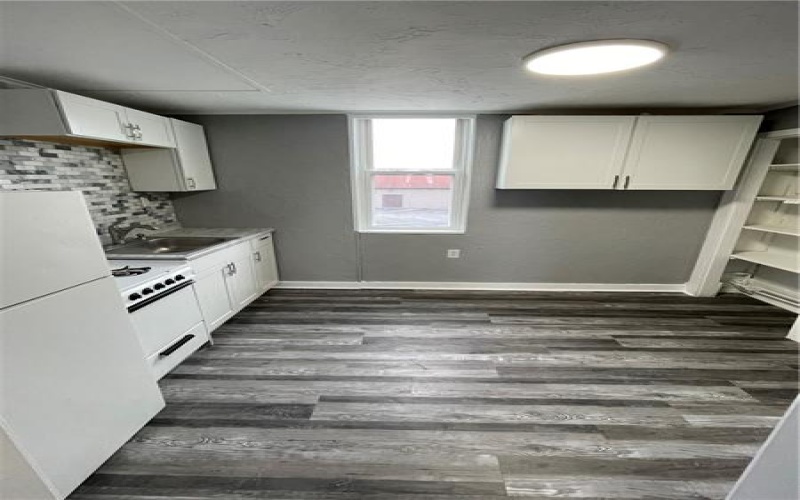 1079 3rd Ave, New Kensington, 15068, 2 Bedrooms Bedrooms, ,1 BathroomBathrooms,Lease,For Sale,3rd Ave,1688807