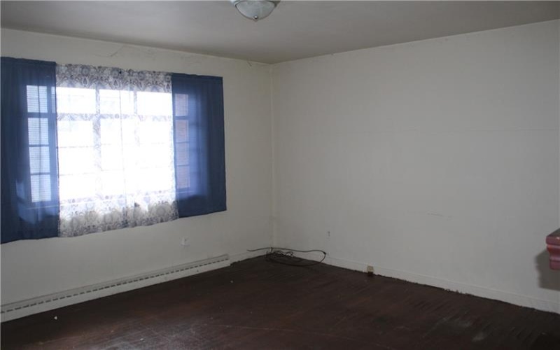569 Linden Way, Donora, 15033, 2 Bedrooms Bedrooms, 5 Rooms Rooms,1 BathroomBathrooms,Residential,For Sale,Linden Way,1688890