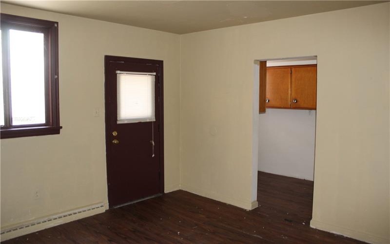 569 Linden Way, Donora, 15033, 2 Bedrooms Bedrooms, 5 Rooms Rooms,1 BathroomBathrooms,Residential,For Sale,Linden Way,1688890