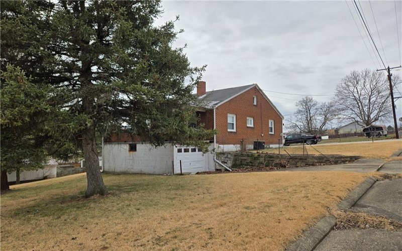 1204 Reeves Avenue, Monessen, 15062, 2 Bedrooms Bedrooms, 6 Rooms Rooms,1 BathroomBathrooms,Residential,For Sale,Reeves Avenue,1688898