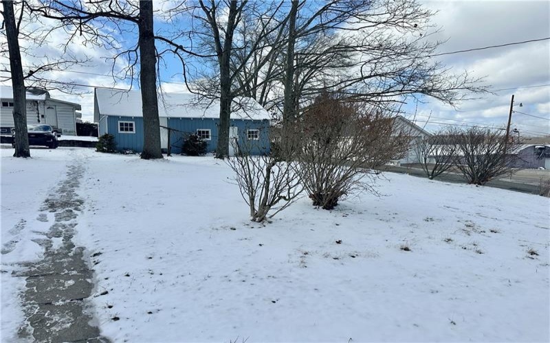 302 Main Street, Masontown, 15461, 4 Bedrooms Bedrooms, 13 Rooms Rooms,2.1 BathroomsBathrooms,Residential,For Sale,Main Street,1688930