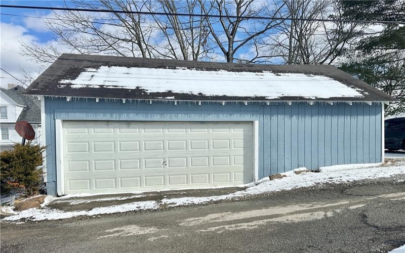 302 Main Street, Masontown, 15461, 4 Bedrooms Bedrooms, 13 Rooms Rooms,2.1 BathroomsBathrooms,Residential,For Sale,Main Street,1688930