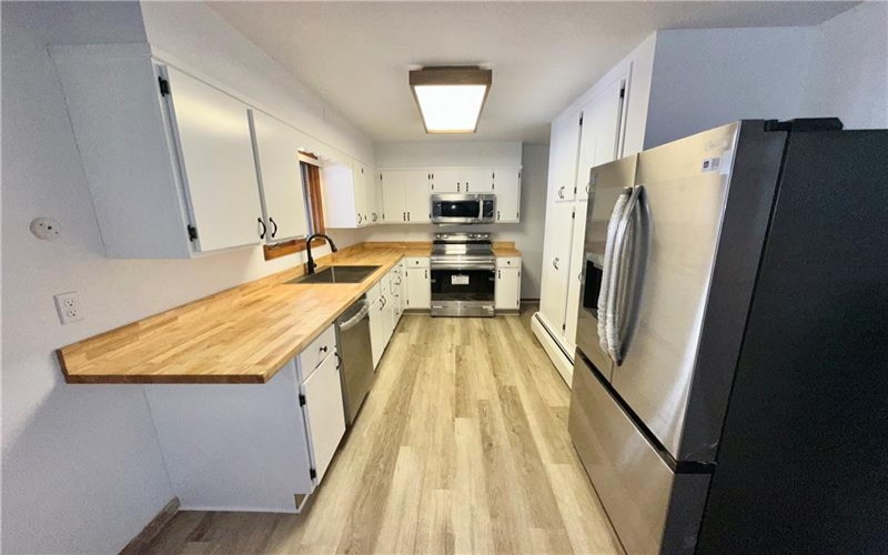 302 Main Street, Masontown, 15461, 4 Bedrooms Bedrooms, 13 Rooms Rooms,2.1 BathroomsBathrooms,Residential,For Sale,Main Street,1688930