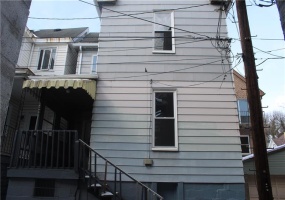 577 Linden Way, Donora, 15033, 2 Bedrooms Bedrooms, 5 Rooms Rooms,1 BathroomBathrooms,Residential,For Sale,Linden Way,1688945