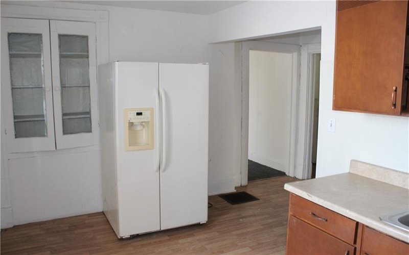 577 Linden Way, Donora, 15033, 2 Bedrooms Bedrooms, 5 Rooms Rooms,1 BathroomBathrooms,Residential,For Sale,Linden Way,1688945