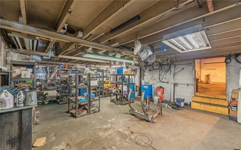 306 Balsinger Rd, Uniontown, 15401, ,Commercial-industrial-business,For Sale,Balsinger Rd,1688956