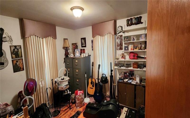 156 Oakland Ave, Uniontown, 15401, 4 Bedrooms Bedrooms, ,2.1 BathroomsBathrooms,Residential,For Sale,Oakland Ave,1688855