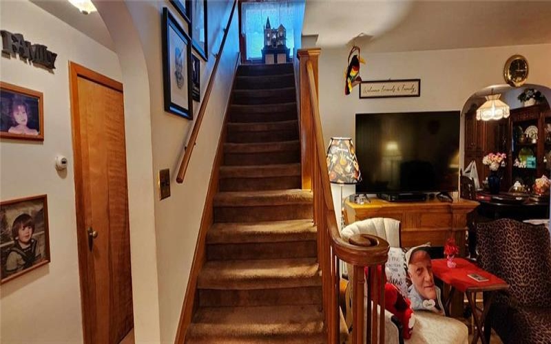 156 Oakland Ave, Uniontown, 15401, 4 Bedrooms Bedrooms, ,2.1 BathroomsBathrooms,Residential,For Sale,Oakland Ave,1688855
