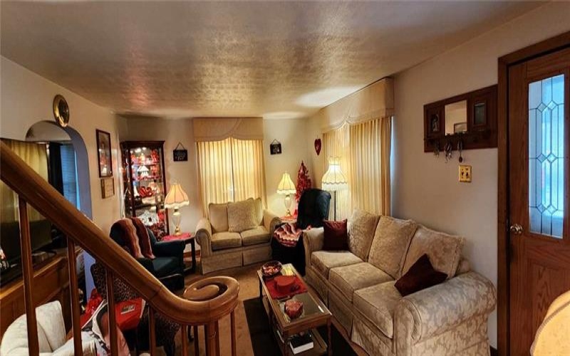 156 Oakland Ave, Uniontown, 15401, 4 Bedrooms Bedrooms, ,2.1 BathroomsBathrooms,Residential,For Sale,Oakland Ave,1688855