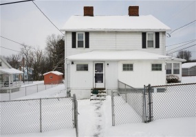 1113 B St, Latrobe, 15650, 2 Bedrooms Bedrooms, 8 Rooms Rooms,2 BathroomsBathrooms,Residential,For Sale,B St,1688809