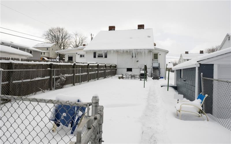 1113 B St, Latrobe, 15650, 2 Bedrooms Bedrooms, 8 Rooms Rooms,2 BathroomsBathrooms,Residential,For Sale,B St,1688809