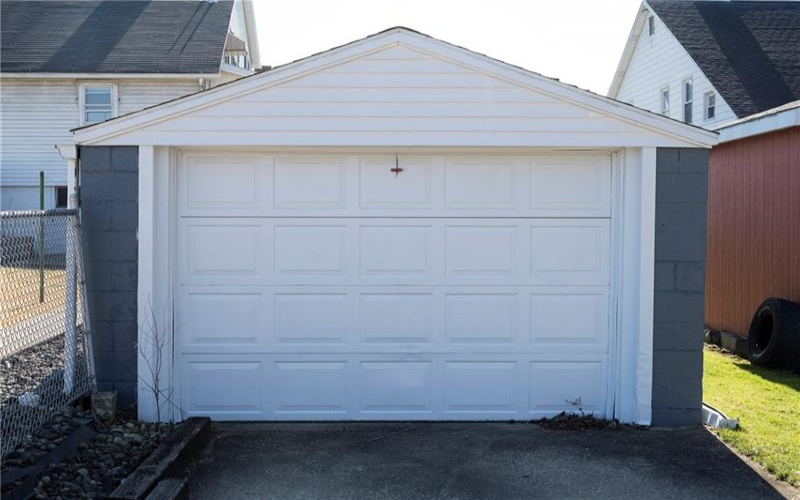 1113 B St, Latrobe, 15650, 2 Bedrooms Bedrooms, 8 Rooms Rooms,2 BathroomsBathrooms,Residential,For Sale,B St,1688809