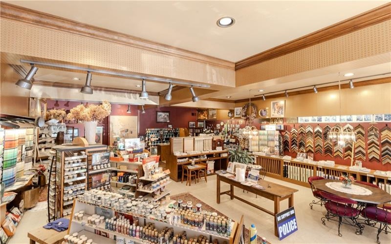 205 4th Street, Irwin, 15642, ,Commercial-industrial-business,For Sale,4th Street,1688876