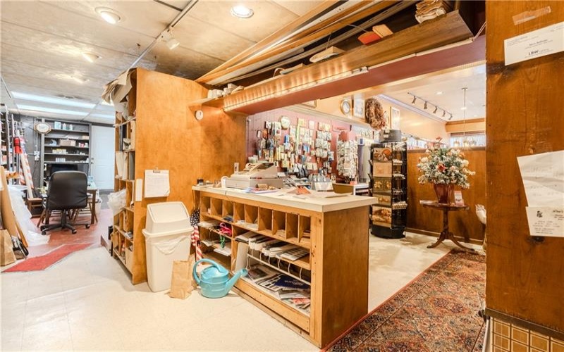 205 4th Street, Irwin, 15642, ,Commercial-industrial-business,For Sale,4th Street,1688876
