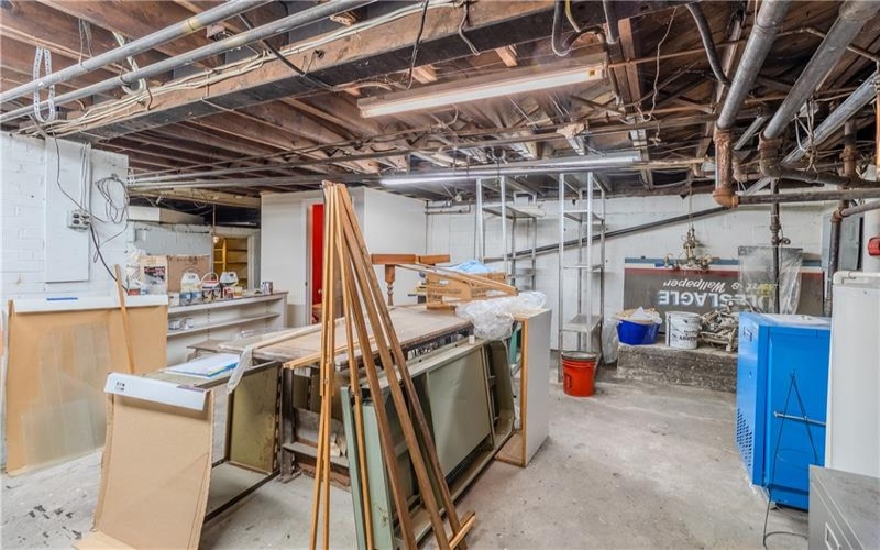 205 4th Street, Irwin, 15642, ,Commercial-industrial-business,For Sale,4th Street,1688876