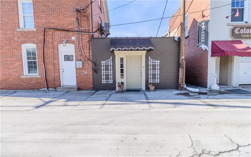 205 4th Street, Irwin, 15642, ,Commercial-industrial-business,For Sale,4th Street,1688876