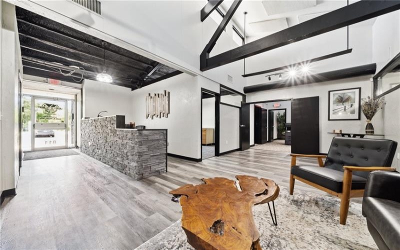 811 Center Avenue, New Stanton, 15672, ,Lease,For Sale,Center Avenue,1689083